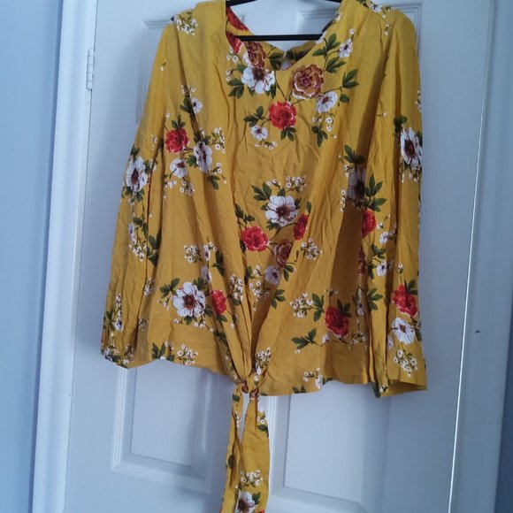 NWT George Yellow Floral Tie Front Blouse 3x - Picture 1 of 3
